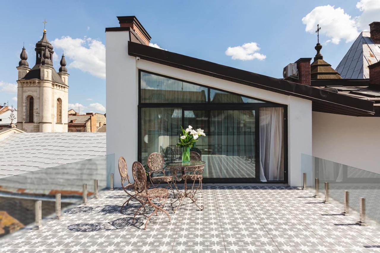 Mola Mola Apart Hotel Lviv Luaran gambar